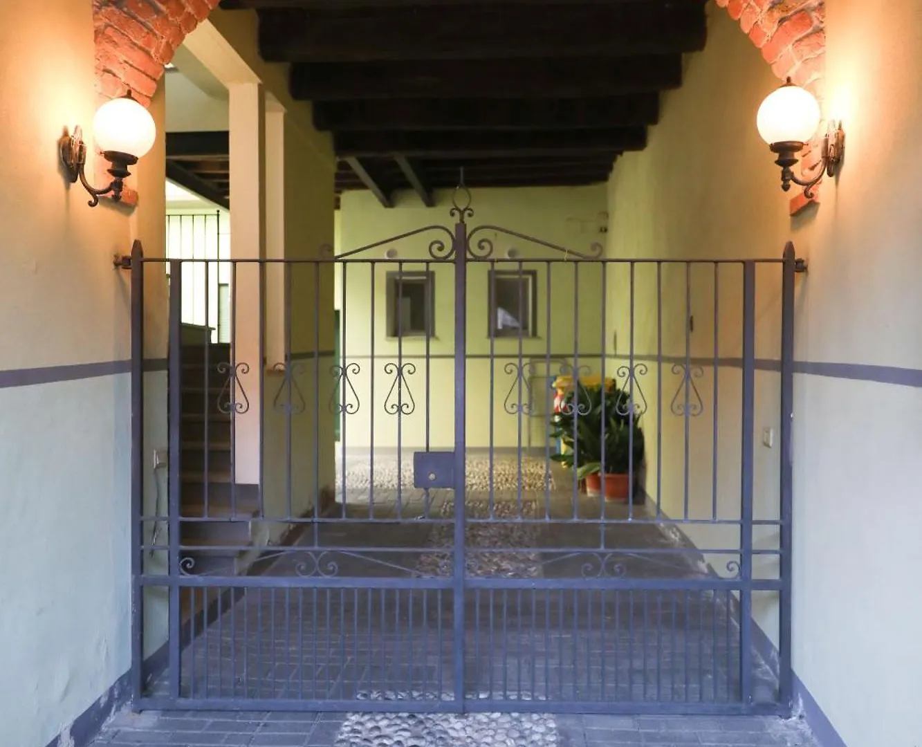 شقة Piccinardi House - Appartamento 4 Posti Letto كريما