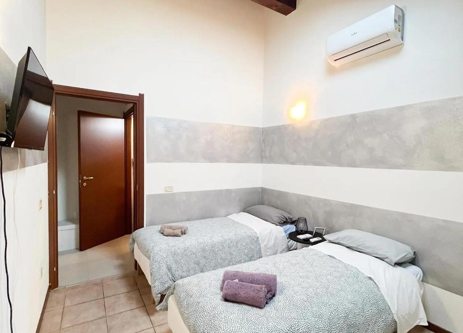 Piccinardi House - Appartamento 4 Posti Letto Crema Italia